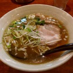 塩ラーメン　680円