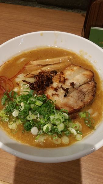 「雲らーめん」@せたが屋 品川店の写真