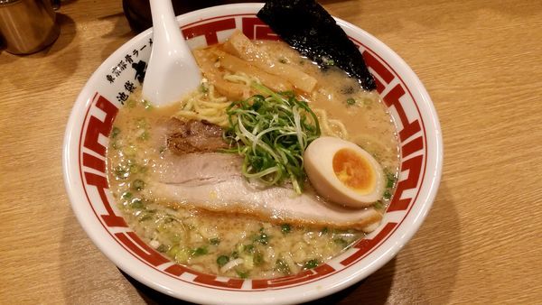 「ラーメン 大盛り 680円」@屯ちん 新宿店の写真