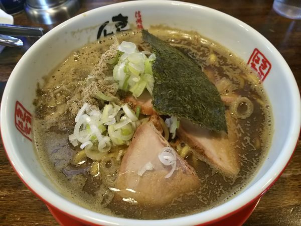 「ど煮干し中華そば　（大盛り：サービス券）」@信州麺屋 きまはち商店の写真
