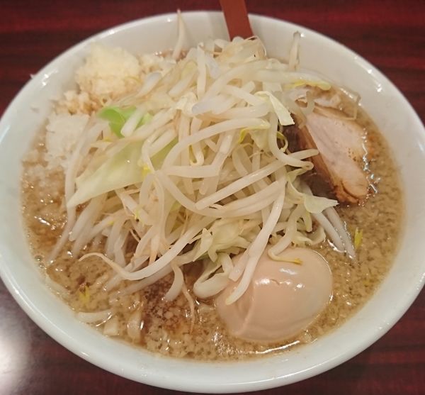 「ミニ+味玉(700円)」@ゴリラーメンの写真