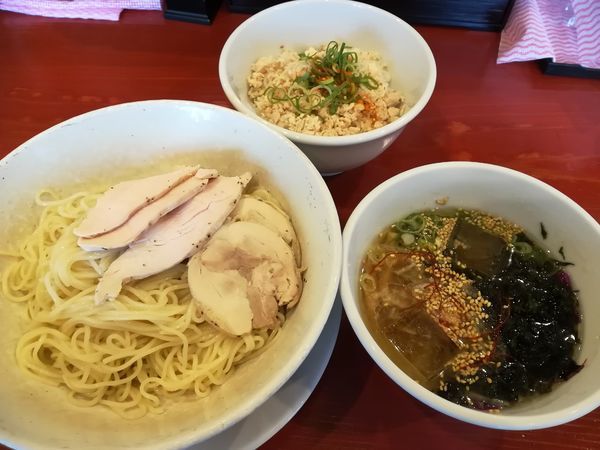 「冷しつけ麺＋ねぎ塩チャーシュー丼」@ら～めんつけ麺 えびすの写真