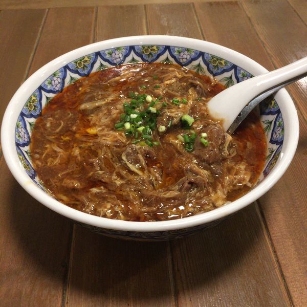 「プレミアムスーラータンメン 揚州麺」@中国ラーメン 揚州商人 稲毛海岸店の写真