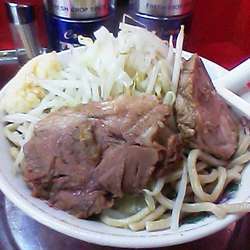 小ラーメン（豚2枚） 650円　+ニンニク