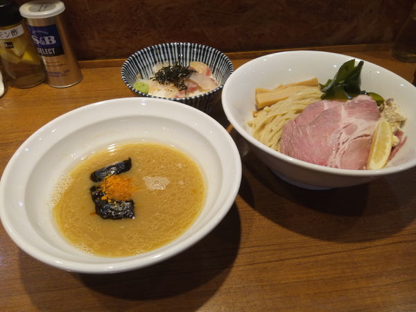 「真鯛つけそば(上)」@寿製麺よしかわ 川越店の写真