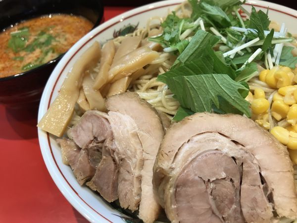 「スパ辛 塩つけ 大盛 880円 豚1枚 90円」@ラーメン 風らいぼうの写真