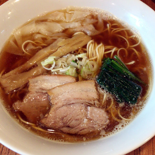 「わんたん麺　450円」@麺＆cafe Coi.Coi.の写真