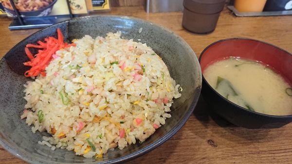「チャーハン(680円)」@伝説のすた丼屋 川崎店の写真