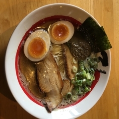 濃厚煮干とんこつラーメン 石田てっぺい 枚方店の画像