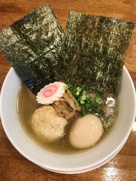 「大和肉鶏と会津地鶏の中華そば特製（塩）」@味六屋の写真