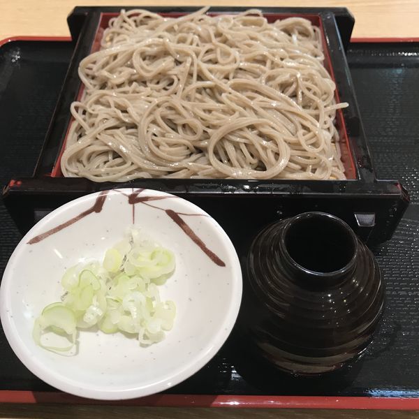 「せいろ（￥380）」@品川 新章 包丁切りそば みとう庵 品川シーズンテラス店の写真