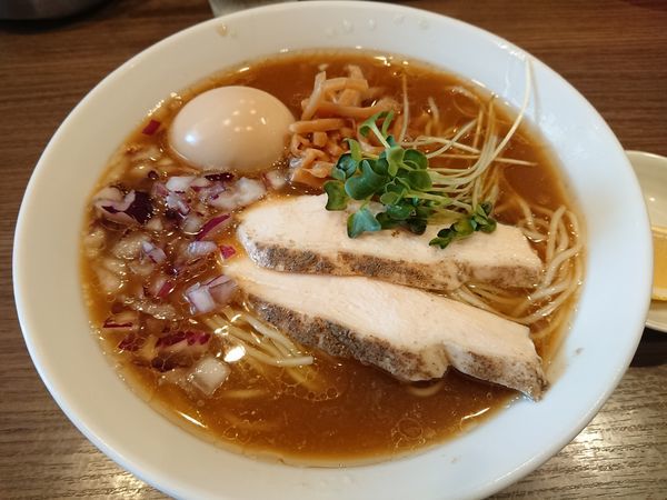 「【夏季限定】煮干しの冷たい中華そば800円＋味玉100円」@INOSHOWの写真