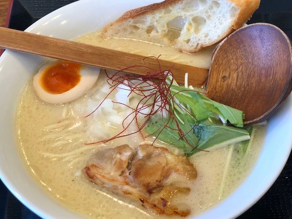 「濃厚鶏たけらーめん 810円」@鶏白湯中華そば 鶏たけ商店の写真