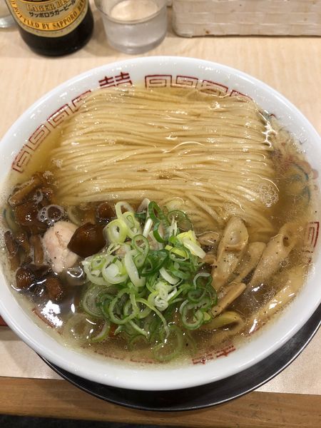 「稲庭中華そば 塩 大」@食堂 七彩の写真