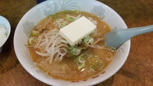 「味噌バターラーメン」@札幌本舗の写真