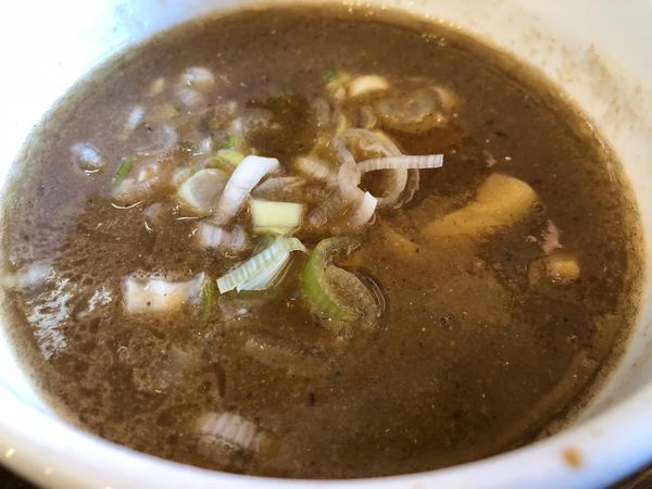 「特製つけ麺（中）」@吉田食堂の写真