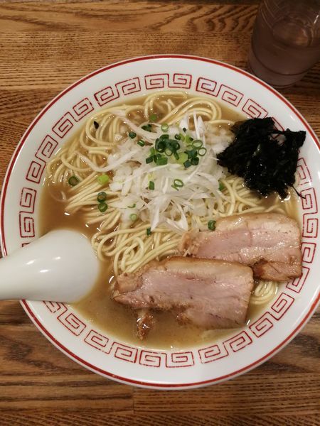 「白醤油(中盛)」@煮干中華そば専門 煮干丸の写真