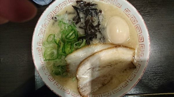 「たまごラーメン　＠７５０円」@博多らーめん 濱田屋 北千住店の写真