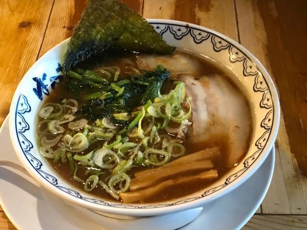「中華そば」@東京豚骨拉麺 ばんから 富士宮店の写真