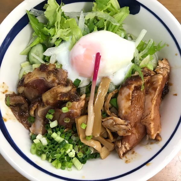 「真夏の地鶏刺し 冷や中」@MENYA 食い味の道有楽の写真