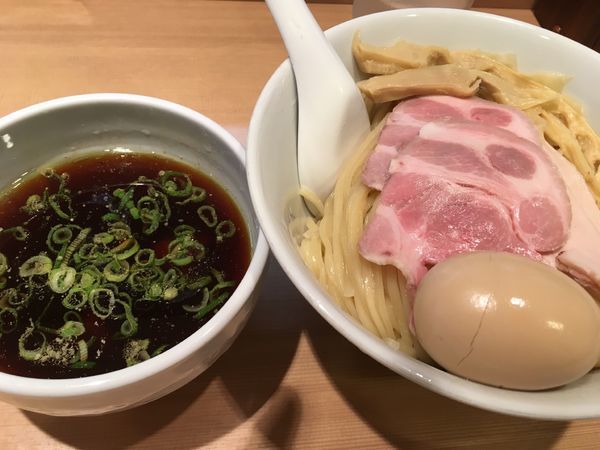 「特製つけ麺大盛」@らぁ麺 はやし田 新宿本店の写真