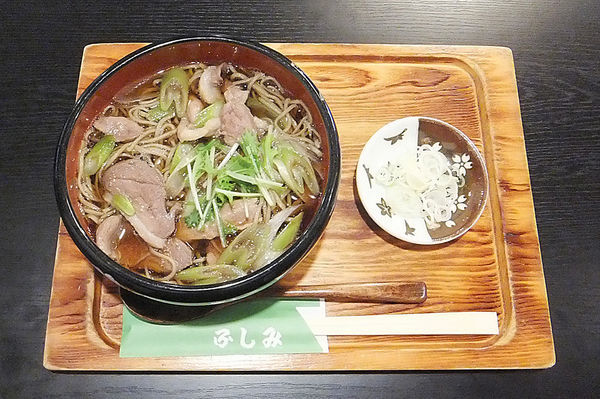 「鴨南ばんそば」@手打そば ふしみの写真