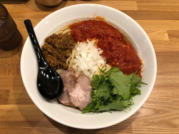 「トマカレまぜそば」@つけめん・まぜそば むじゃきの写真