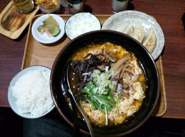 「たんたんめん塩餃子セット」@ニューたんたんめん 府中店の写真