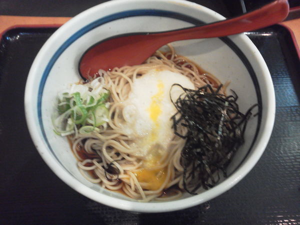 「とろろそば 450円」@蕎麦 一心たすけ 田町店の写真