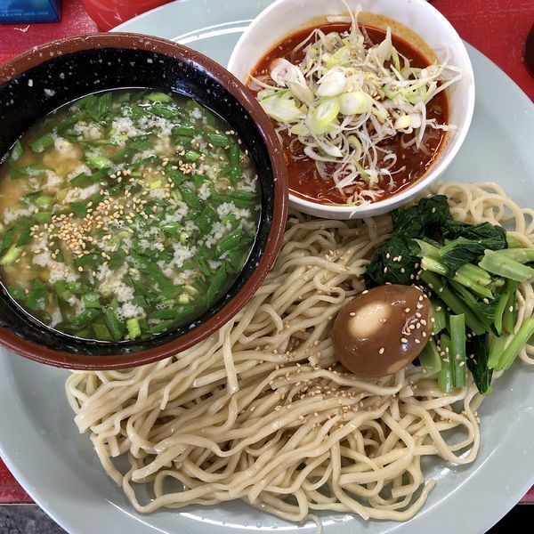 「辛ホルつけ麺」@とん平食堂の写真