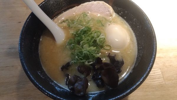 「中濃とんこつ」@らーめん 月の兎影の写真