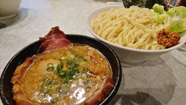 「豚肉汁つけ麺+全部入り+大盛り」@らーめん 五ノ神精肉店 煮干し編の写真