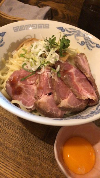 「油そば＋大盛＋肉増し＋生卵」@燦燦斗の写真