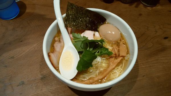 「天草大王 鶏そば(塩)＋味玉」@らーめん つけめん 和み屋の写真