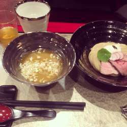 特製つけ麺＋トリュフ卵かけご飯