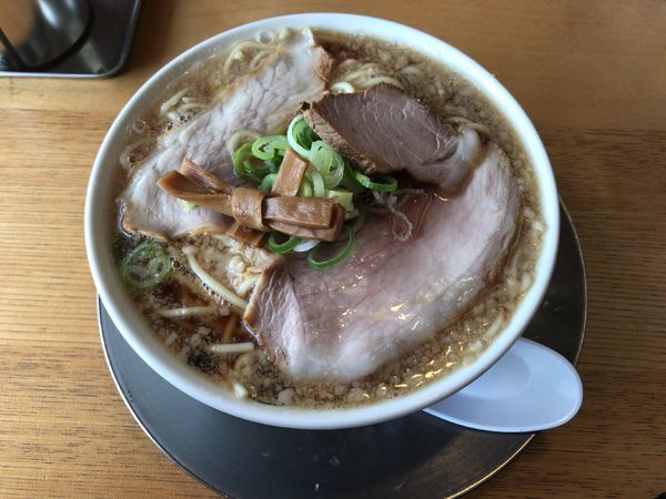 「背脂普通」@中華そば ひらこ屋の写真