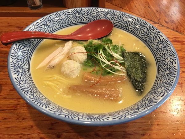 「濃厚鶏塩らーめん」@赤坂麺処 友の写真
