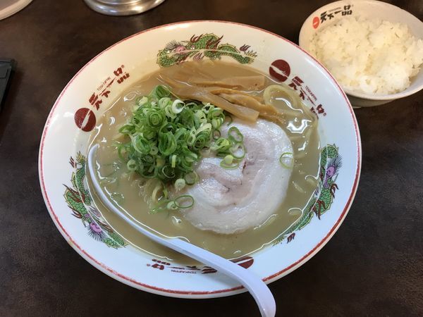 「こってり 大盛り 硬め」@天下一品 八王子店の写真