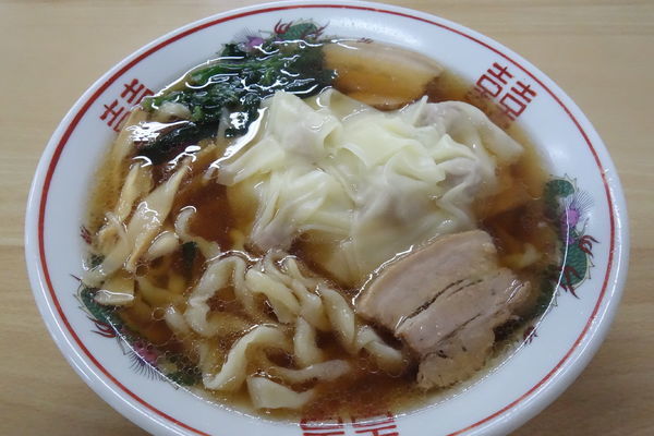 「手打ワンタンメン」@古川農園の写真