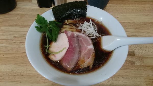 「中華そば黒＋追い玉」@中華そば You Leeの写真