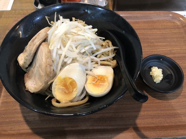 「ネオじろうA（しょうゆ）」@らーめん次郎冠者 上阿原店の写真