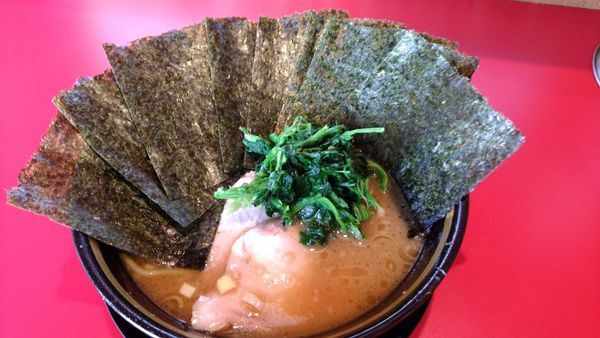 「ラーメン肉増し　のり」@家系ラーメン 稲葉家の写真