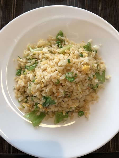 「カニ肉入りチャーハン」@中国料理 竜苑の写真