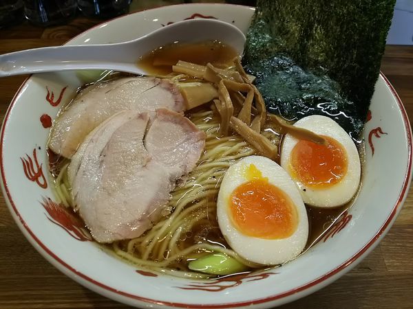 「王様中華そば　〈中〉　＋味玉：サービス券」@豚骨らあめん専門店 とんこつ家ZUNの写真