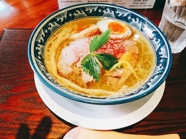 「塩ラーメン 味卵」@麺処 山一の写真