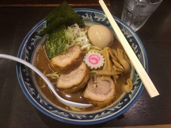 「特製中華そば980円（並盛り200ｇ）」@中華そば わた井の写真