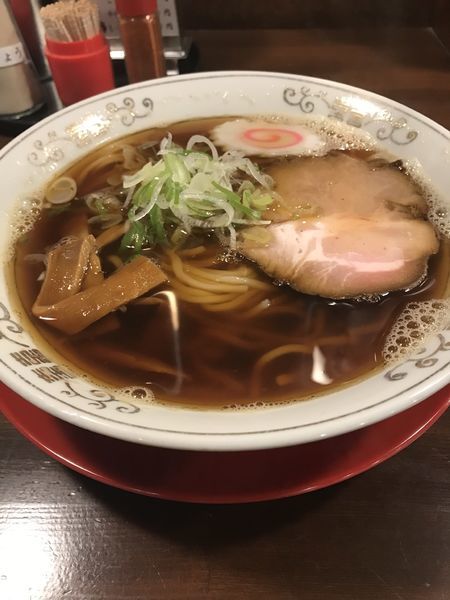 「煮干中華　醤油　中太」@煮干し中華専門店 つじ製麺所の写真