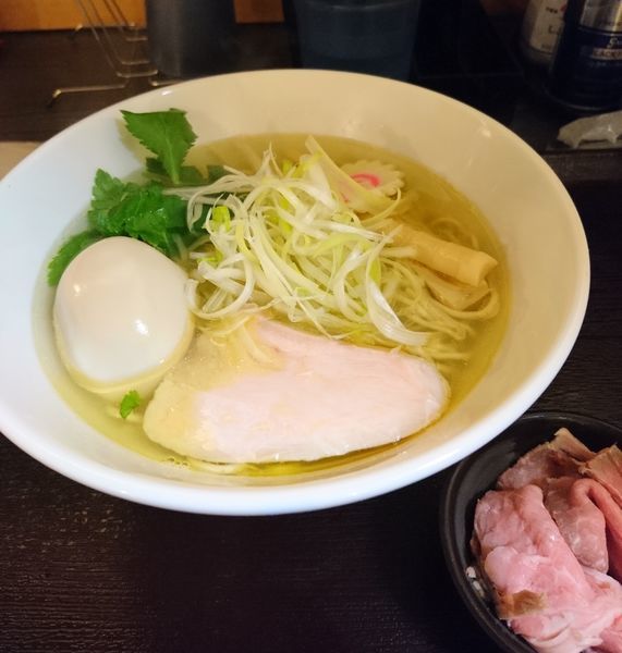 「天草大王と鯛煮干しの中華そば 塩 味玉 大盛」@麺匠えにしの写真