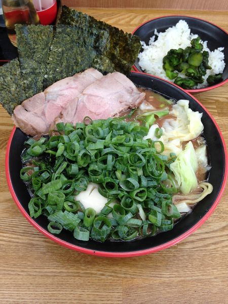 「全部のせラーメン1000円 ライス無料」@麺家 紫極の写真
