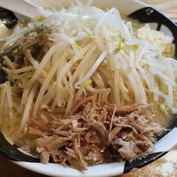 にぼ次朗　野菜増し